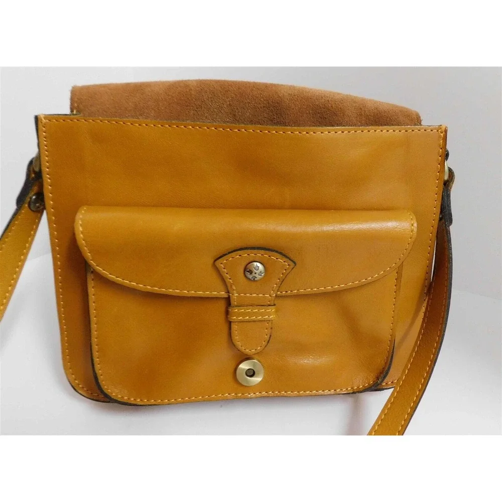 Patricia Nash Ilina‎ Cognac Brown Vintage Distressed Leather Crossbody Bag